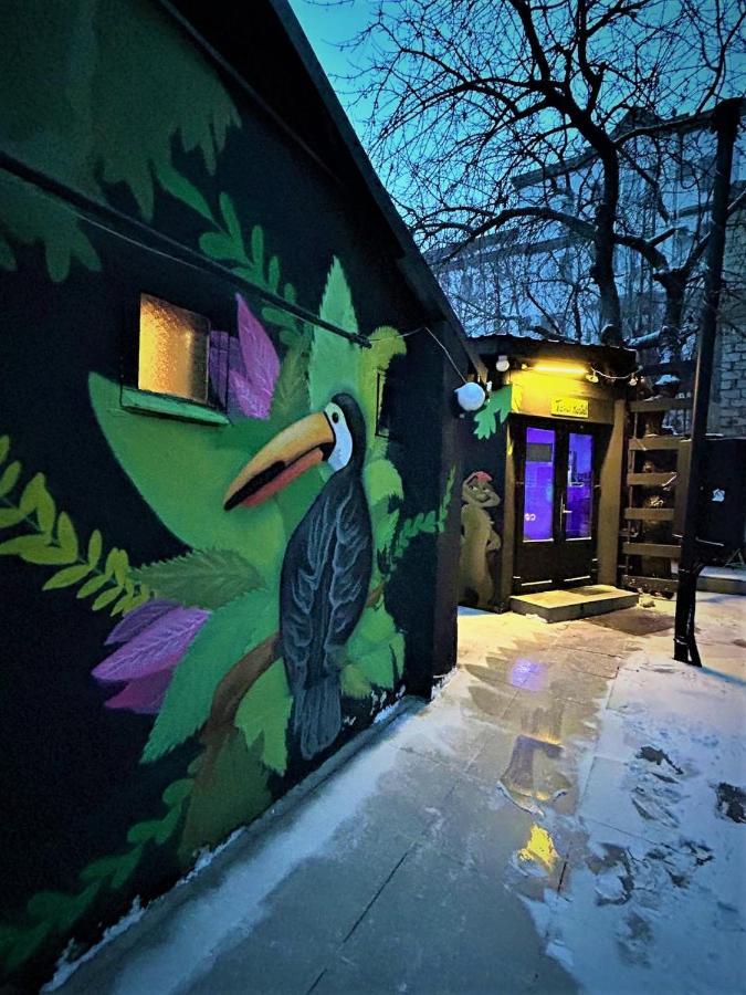 Bern Hostel Кишинёв Экстерьер фото