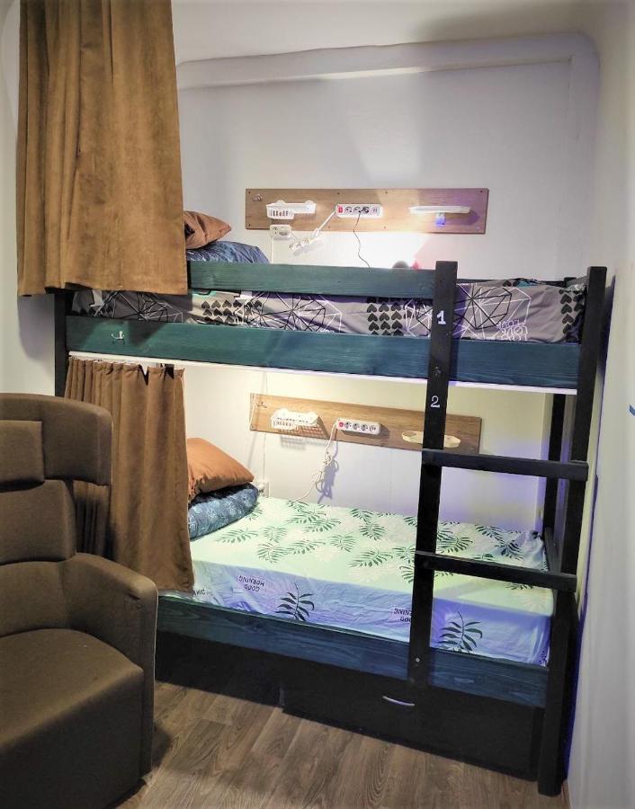 Bern Hostel Кишинёв Экстерьер фото