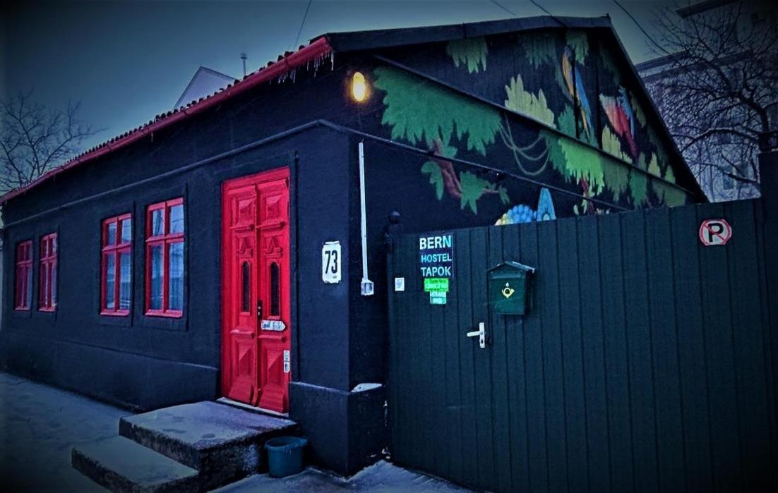 Bern Hostel Кишинёв Экстерьер фото