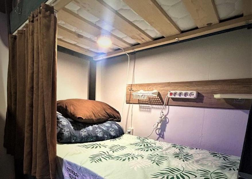 Bern Hostel Кишинёв Экстерьер фото
