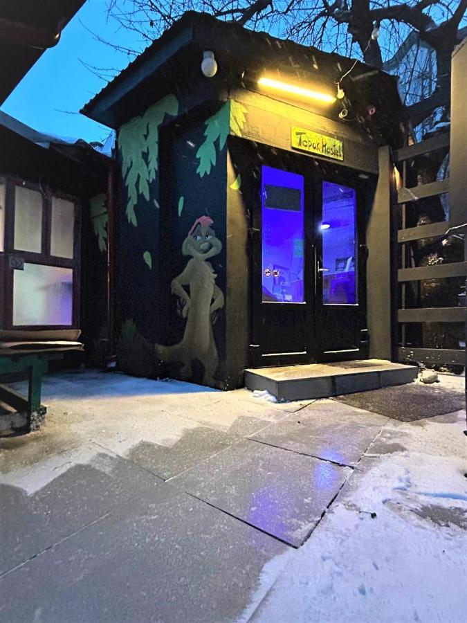 Bern Hostel Кишинёв Экстерьер фото