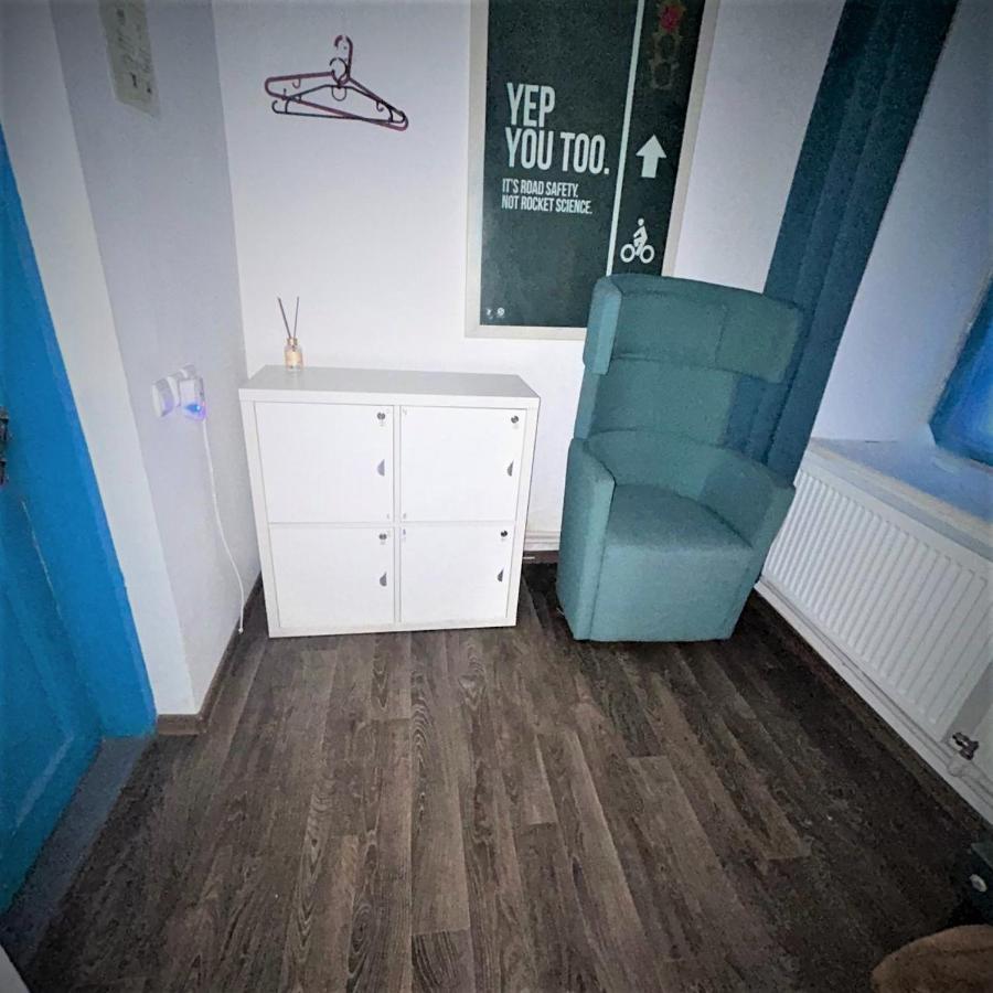Bern Hostel Кишинёв Экстерьер фото