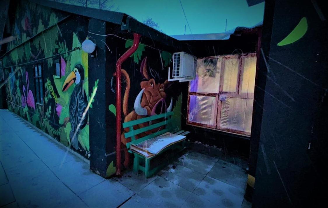 Bern Hostel Кишинёв Экстерьер фото