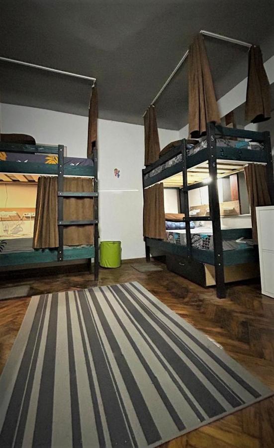 Bern Hostel Кишинёв Экстерьер фото