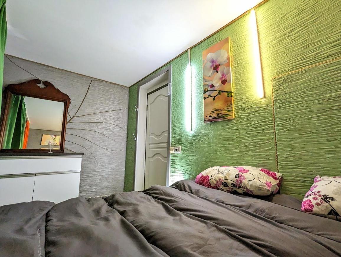 Bern Hostel Кишинёв Экстерьер фото